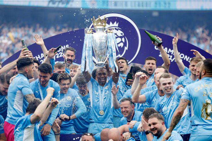 巴特：曾建议曼联签下克罗斯和博格巴，但是高层只选择了后者