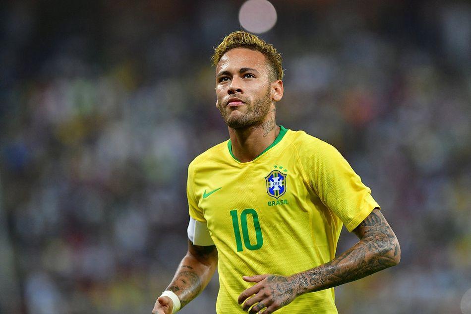 拉波尔塔：我们正着手在诺坎普为梅西立雕像，他值得如此致敬