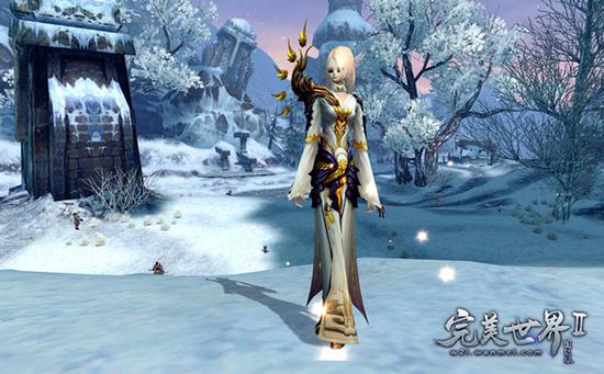 中超赛场争议判罚：VAR引发讨论,