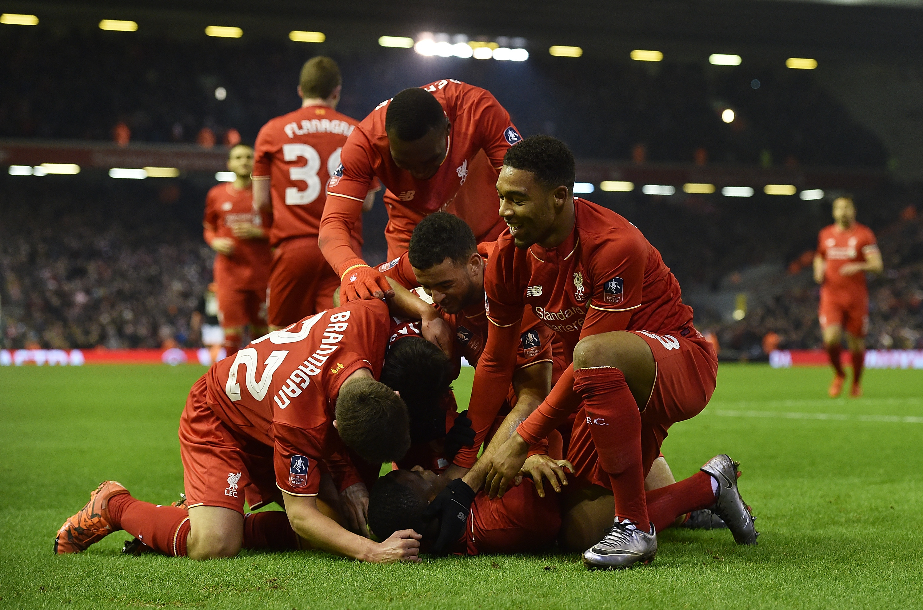 台湾职棒：王柏融重返台湾首个完整赛季，助球队稳居季后赛前列