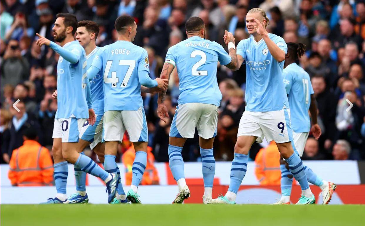 备受关注，伊万卡-特朗普的三个孩子作为梅西等人的球童入场