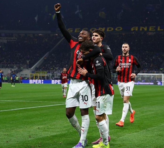 伯恩茅斯欲留塞梅约至赛季末，英超五强关注其解约条款（伯恩茅斯拟让塞梅约留队至赛季收官，英超五强盯紧其解约条款）