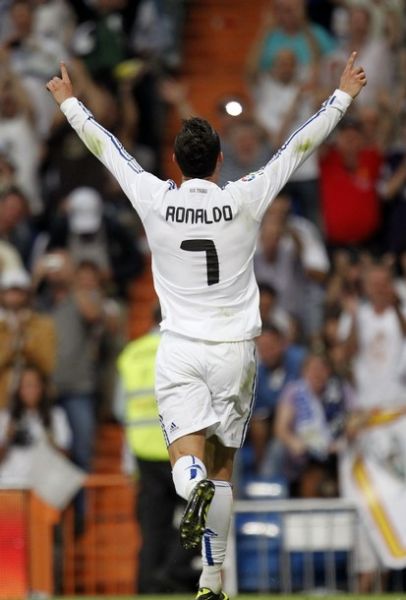 西甲半场：贝伦格尔门前造险，塞尔塔暂0-0毕尔巴鄂竞技（西甲半场战报：贝伦格尔制造门前险情，塞尔塔暂与毕尔巴鄂竞技0-0）