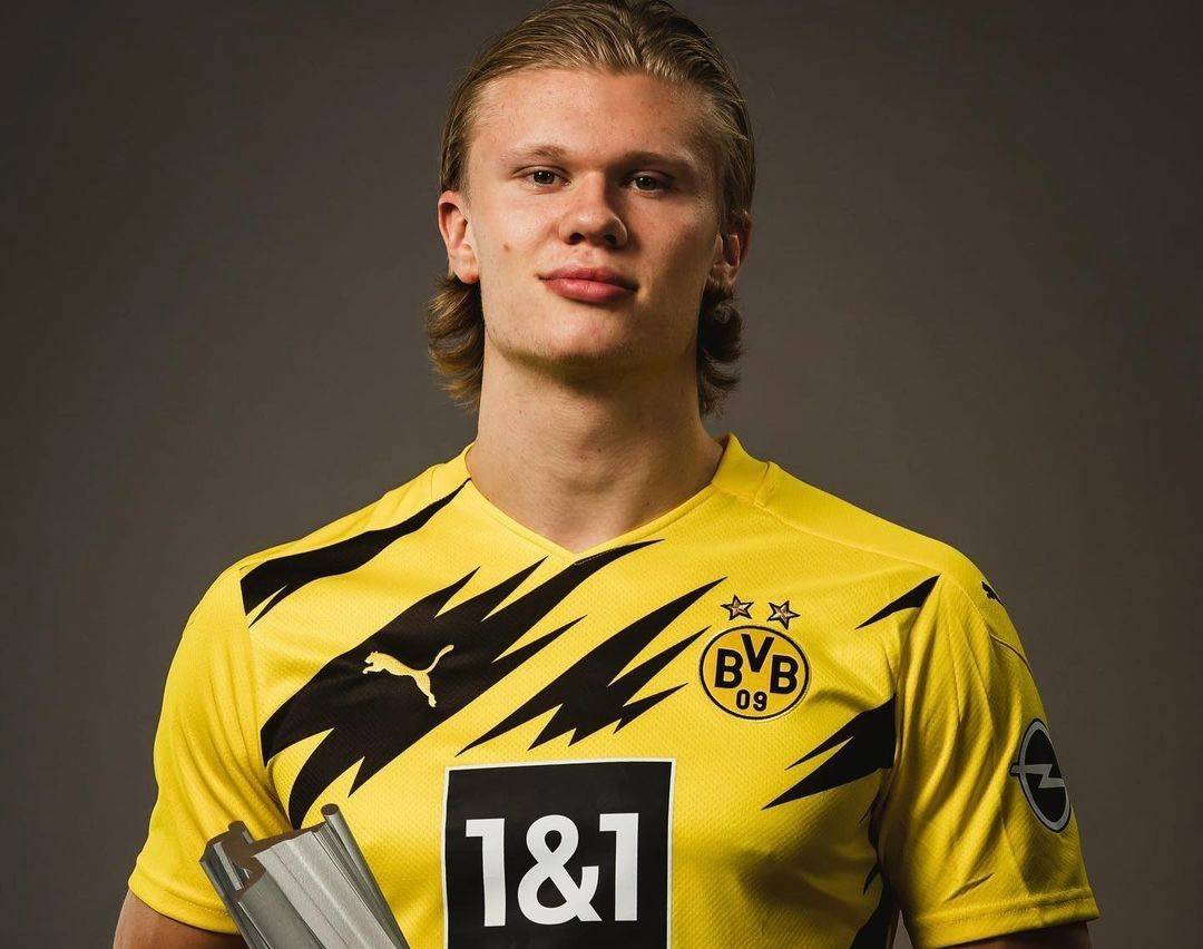 106球超越内马尔，莱万独占巴萨队史射手榜第18位